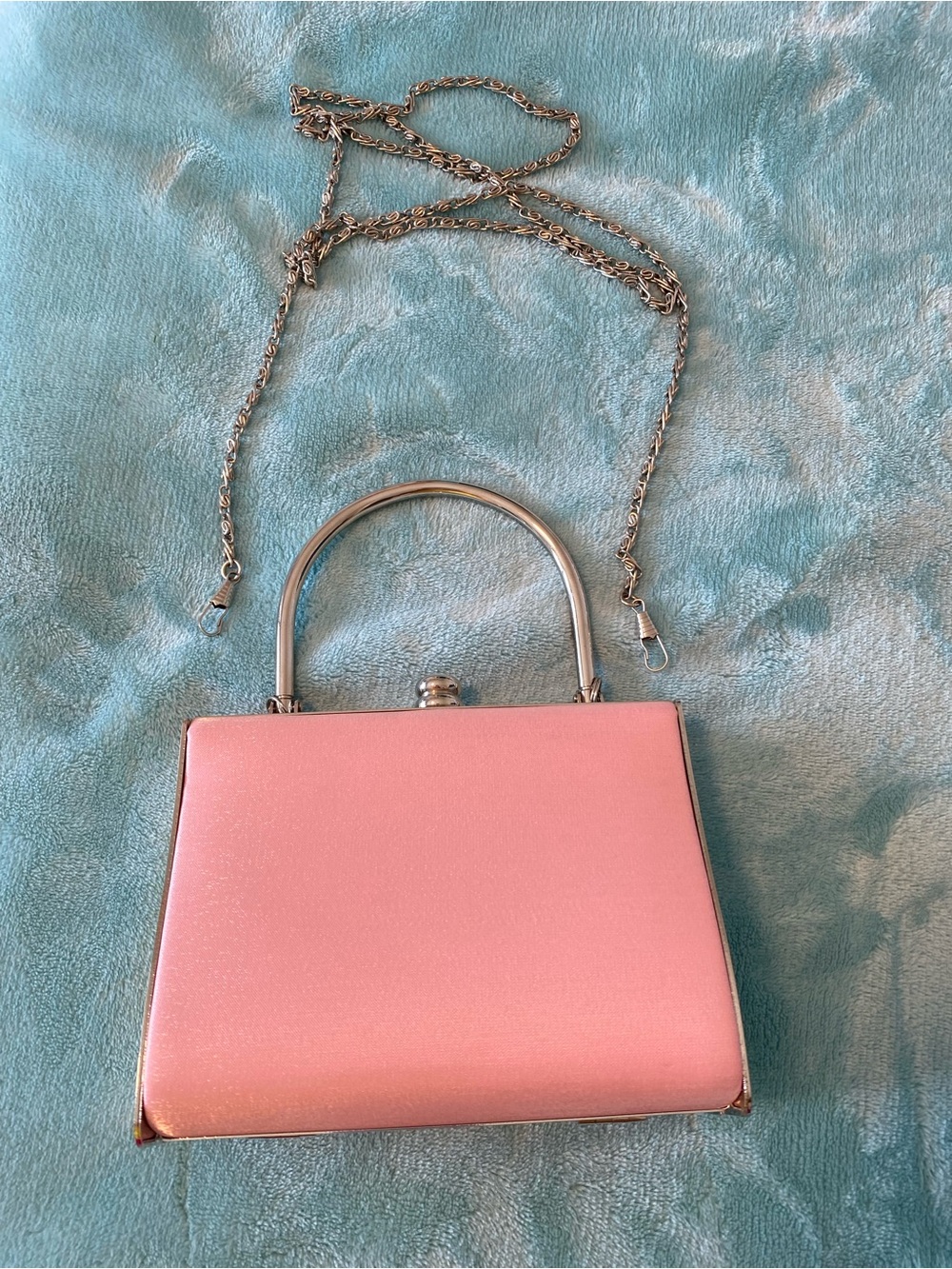 BUNDLE ITEM / BUY NOW ! Pink Structured Top-Handle Evening Bag with Chain Strap
